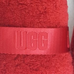 Authentic UGG Fluffita